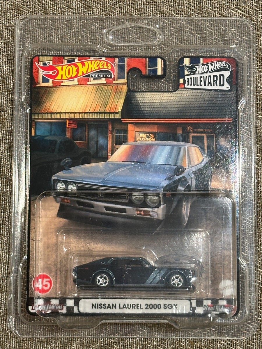 Hot Wheels Premium Boulevard #45 Nissan Laurel 2000 SGX,Free