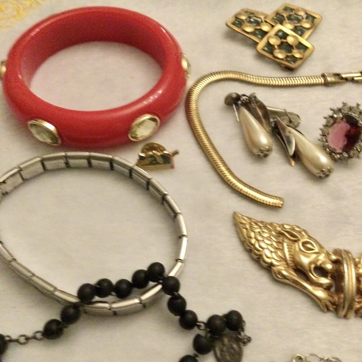 Lot De Bijoux Vintage Et Anciens : Bague, Broche, Bracelet, Collier - Occasion, état Variable