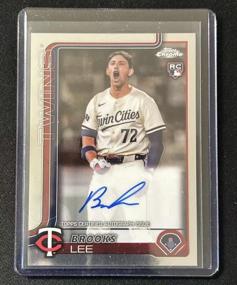 Brooks Lee 2025 Topps Chrome #RA-BL Rookie Auto Rookie RC Twins 🔥