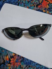 Lunettes de soleil Vintage, de marque VUARNET, années 80/90, bon état, très peu