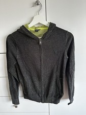 Bundle of 8 Branded Hoodies – Size 11–14 (Youth)