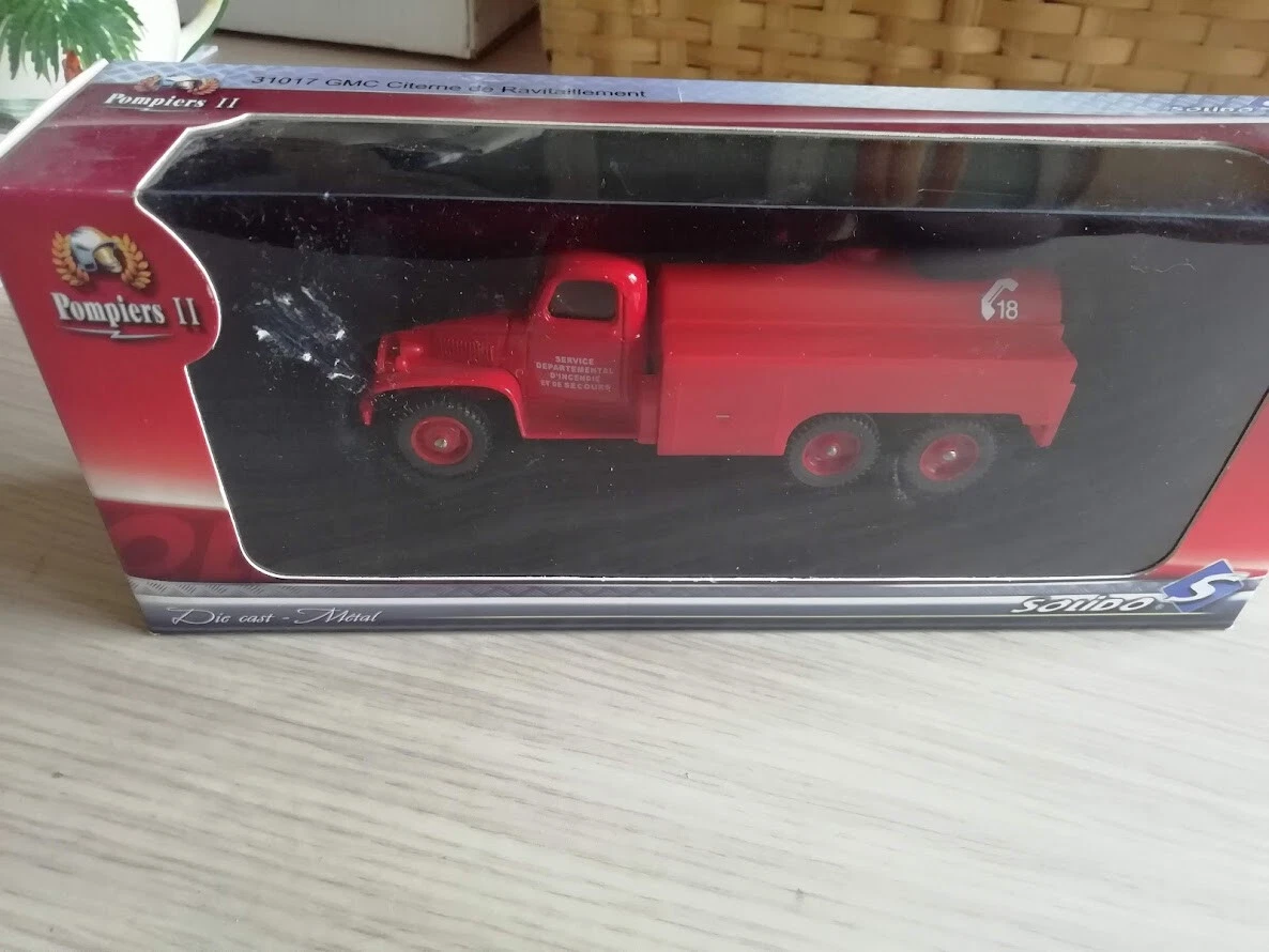 Le Camion GMC 6x6 Double Canons DCA En Miniature Par France Jouets Au 1 55e 1099