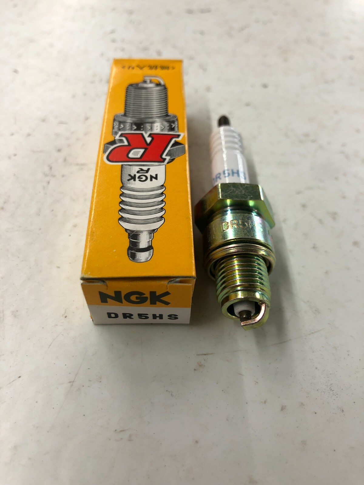 NGK SPARK PLUG DR5HS