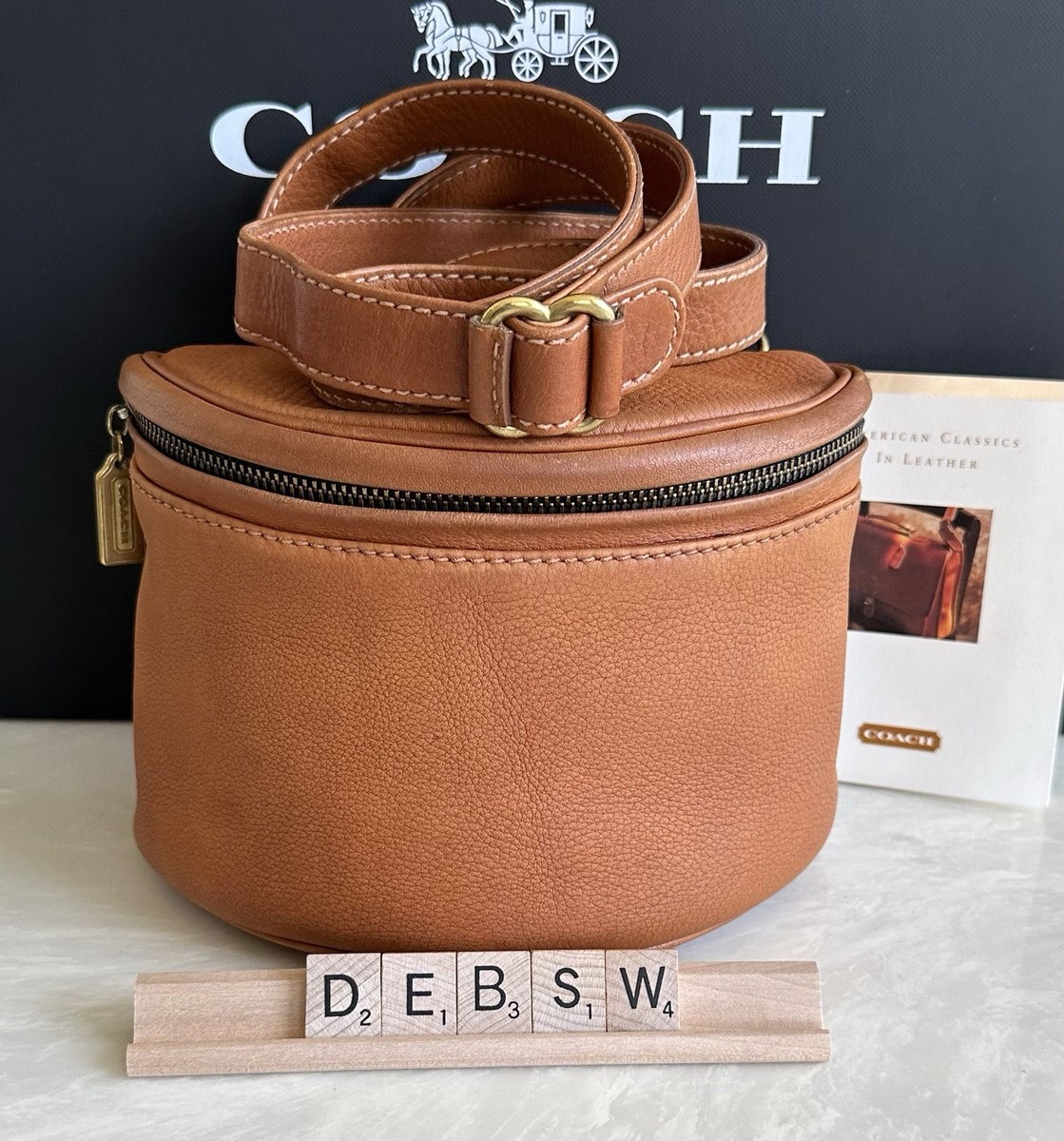 COACH レザー ボディバッグ ブラウン コーチボディバッグ バスキアコラボ 恐竜 茶/黒 ユニセックス PVC