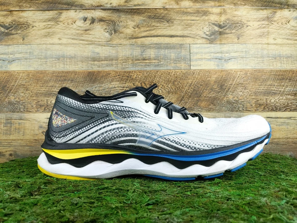 Mizuno Wave Sky 6 Men's Running Shoes White Size 11.5 J1GC220201 - Image 3 of 4