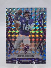 2025 Panini Phoenix Justin Jefferson #135 Silver Pyramid Minnesota Vikings