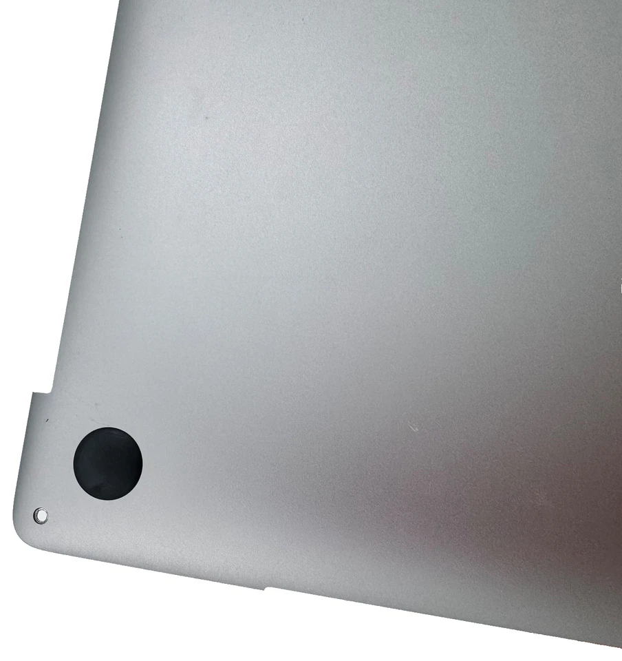 MACBOOK PRO A1990 15 PULGADAS 2018 2019 ESTUCHE INFERIOR GRIS 613-06939-A grado B Foto 3 de 4