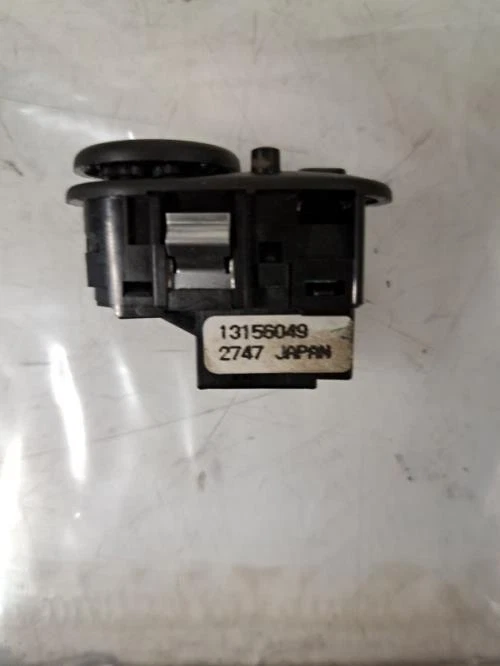 Bouton/Interrupteur OPEL MERIVA A PHASE 2 Z17DTH_LPZ - Photo 2/4