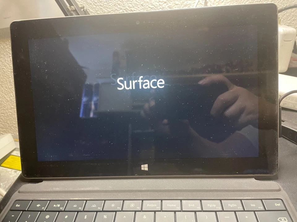 Microsoft Surface Pro 3 Quad Core 1.7GHz 2GB DDR3 32GB SSD Win RT 8.1 +MS Office - Imagem 3 de 4
