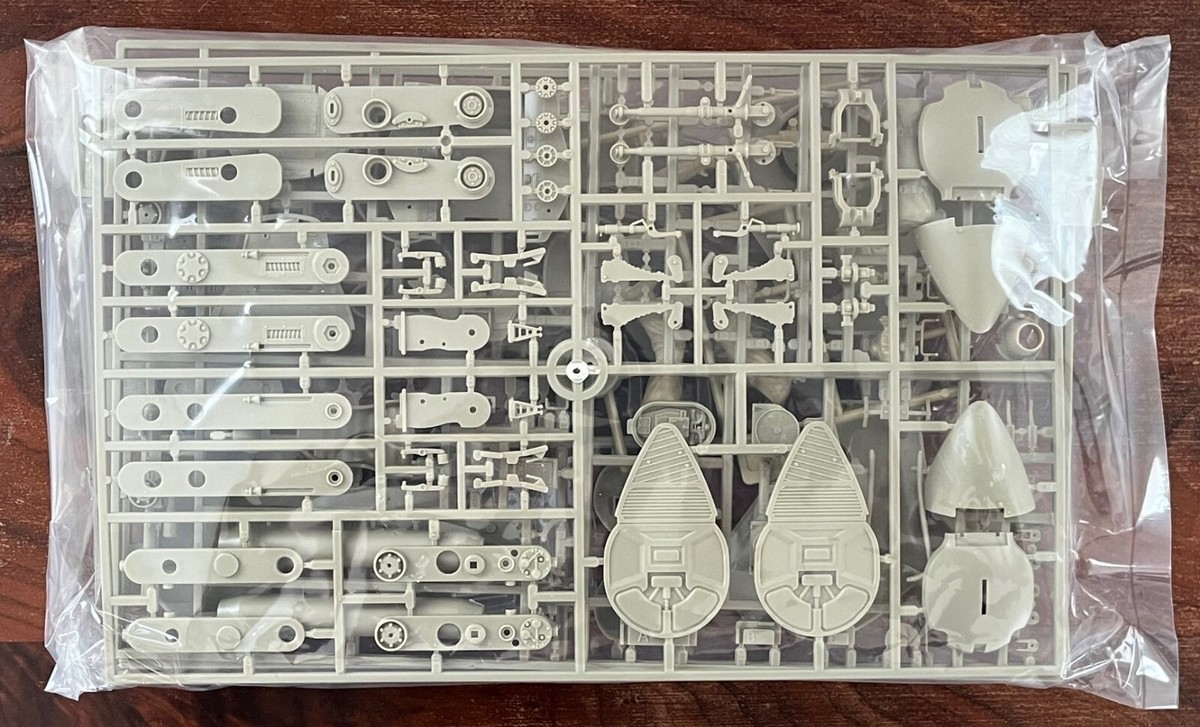 WAVE Ma.K H.A.F.S. F.2 Super Jerry MK-33 SF3D 1/20 Model Kit