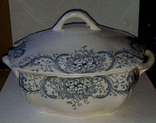 Porcelain Soup Tureen Blue/White Transfer W.M.CO 10in W Floral,heart,granny Core - Picture 1 of 16