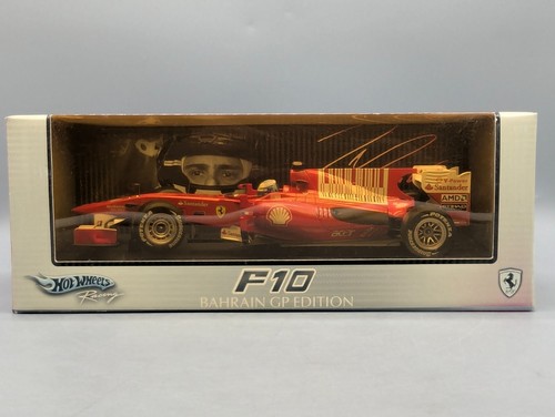 Modellautos 1:18 Hot Wheels Racing Ferrari F10 GP Bahrain Massa Ungeöffnet OVP - Afbeelding 2 van 13