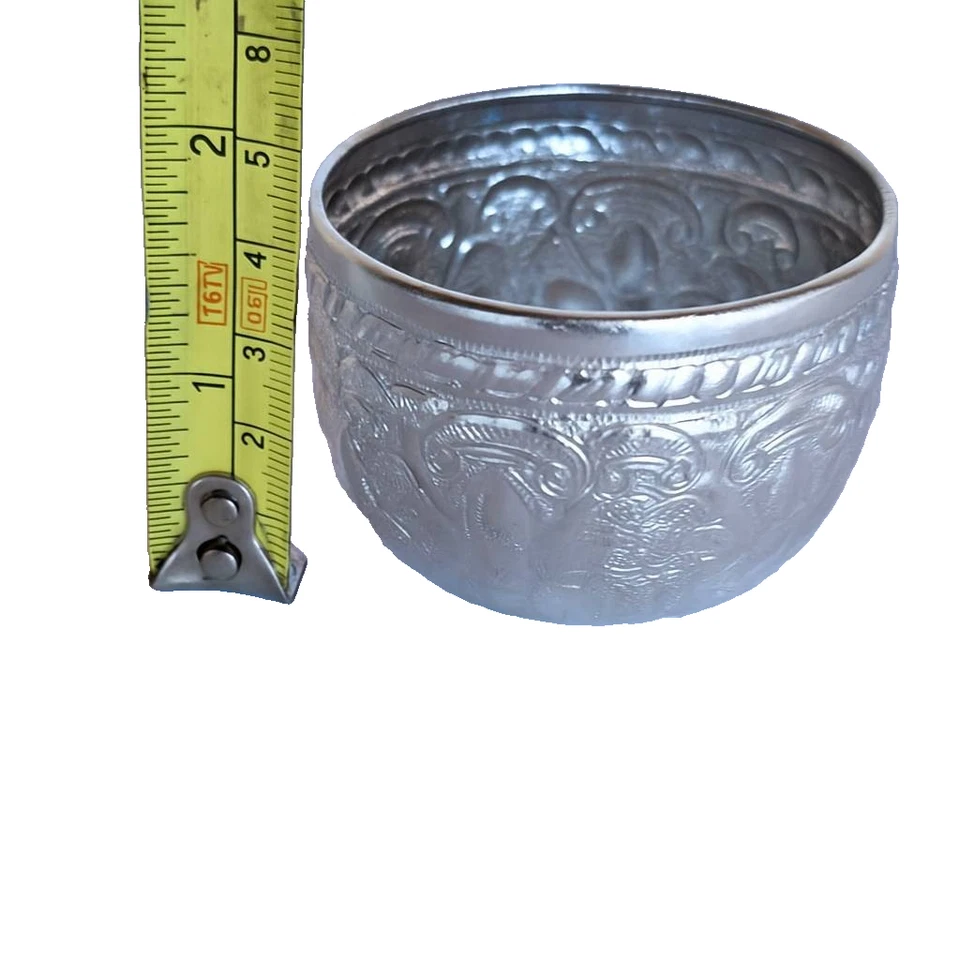 Patrón de arte tailandés estilo vintage cuenco de agua taza aluminio color plata 1 juego 5 piezas Foto 3 de 4