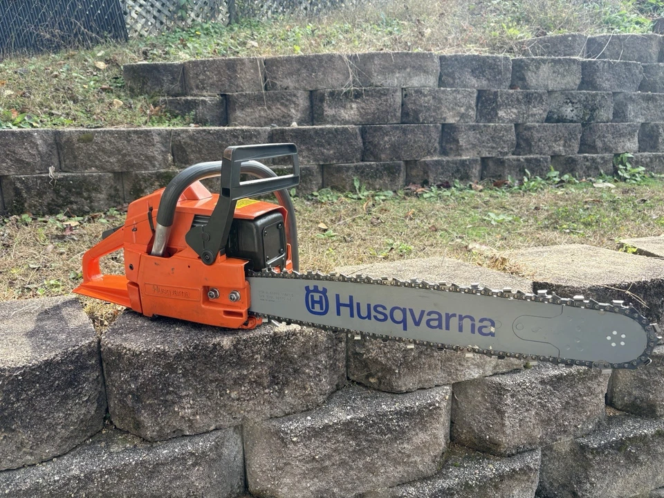 OEM Husqvarna 262XP Chainsaw - Image 2 of 4