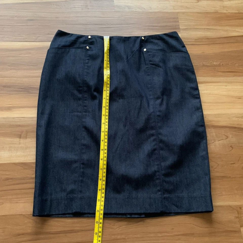Falda lápiz vaquera azul oscuro White House Black Market talla 6 bolsillos con cremallera nueva sin etiquetas Foto 4 de 4