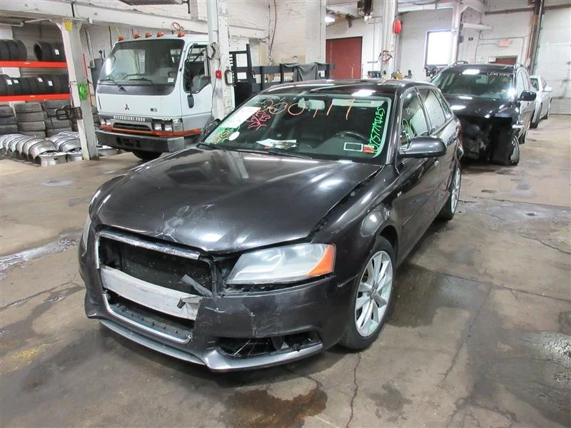 ROOF MOUNTED OVERHEAD CONSOLE Audi A3 2011 11 1030789 Foto 4 de 4