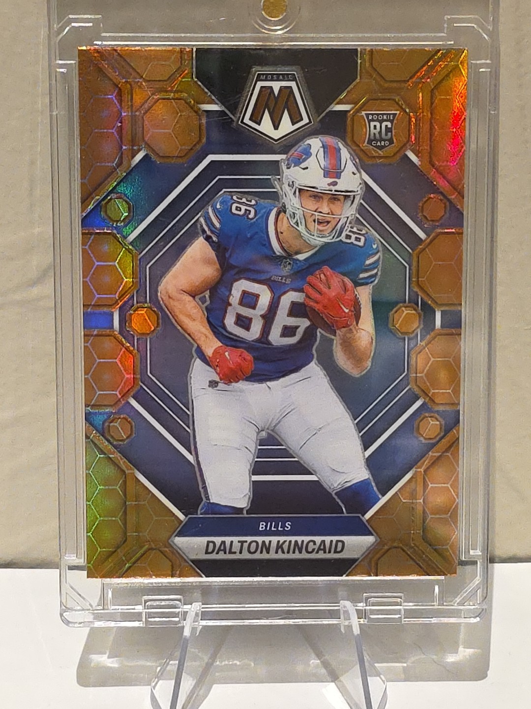 2023 Panini Mosaic - Rookies Dalton Kincaid #305 Honeycomb Prizm (RC)