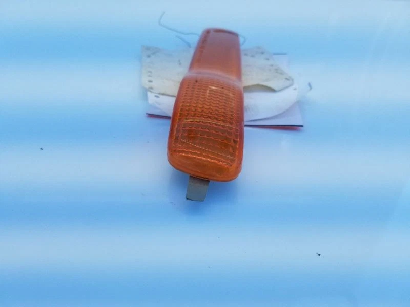 Luz de estacionamiento/esquina del conductor marcador lateral cupé se adapta a 97-00 Saturn sedán OEM Foto 3 de 4