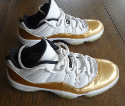 CLEAN! Size 10.5 Air Jordan 11 Retro Low Closing Ceremony White Gold 528895-103