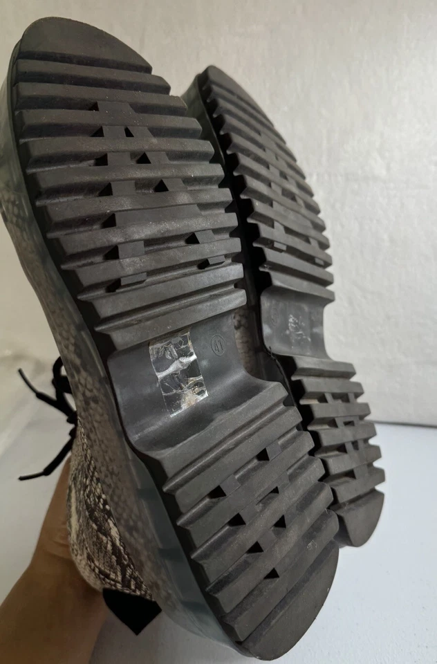 y2k style Qupid Size8?  Women’s Snakeskin Combat Boots Size 41 - Image 2 of 4