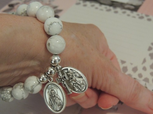 St Jude Medal & Guardian Angel, Cross Charm, White Howlite Gemstone Bracelet - Picture 4 of 4