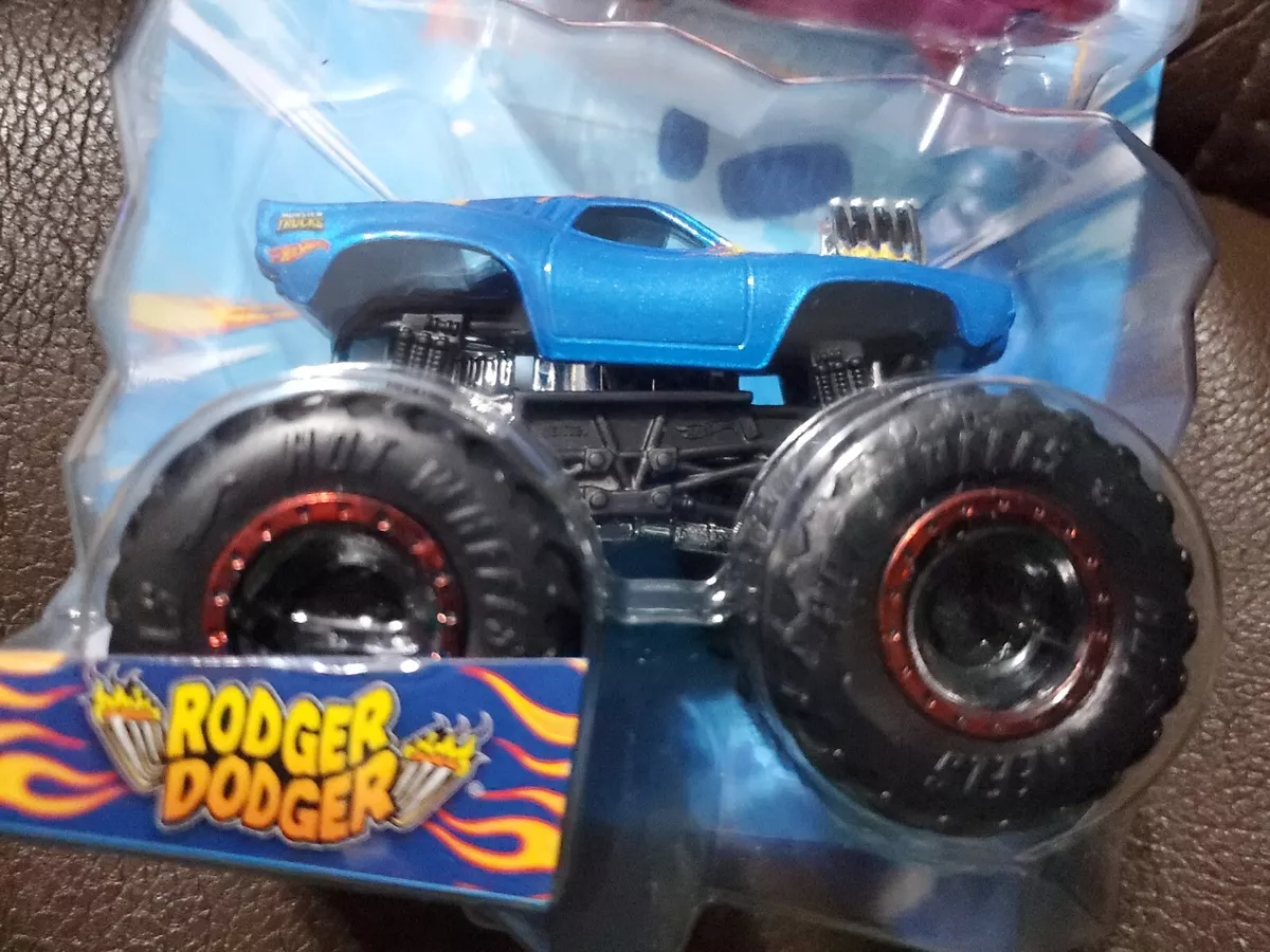 Hot Wheels Monster Trucks 1:64 Rodger Rodger Ramchargers Vehicle