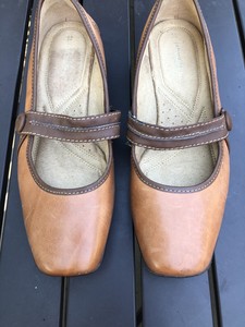 mary jane shoes naturalizer