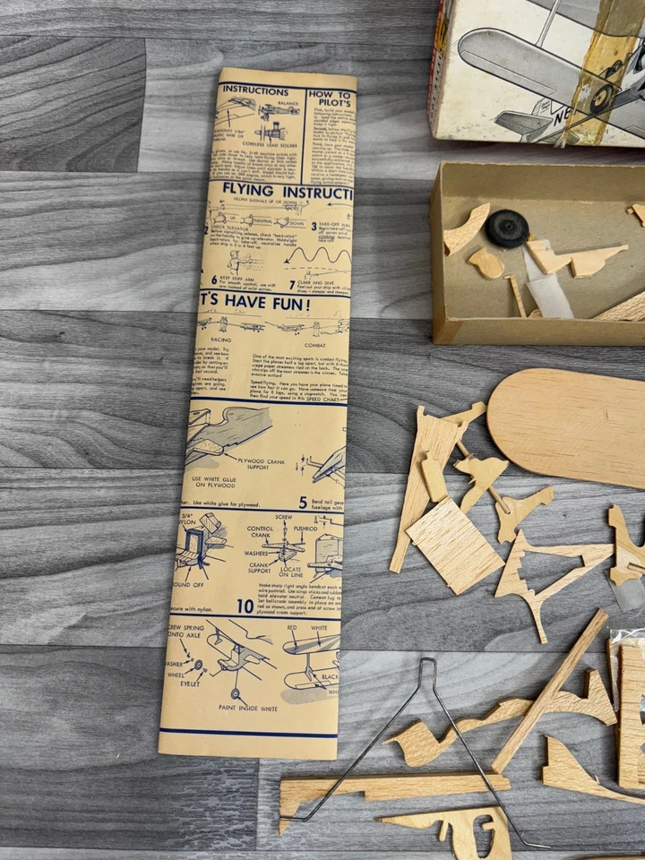 CARL GOLDBERG LITTLE TOOT CONTROL LINE PLANE WOODEN WOOD MODEL KIT AS IS - Image 2 of 4