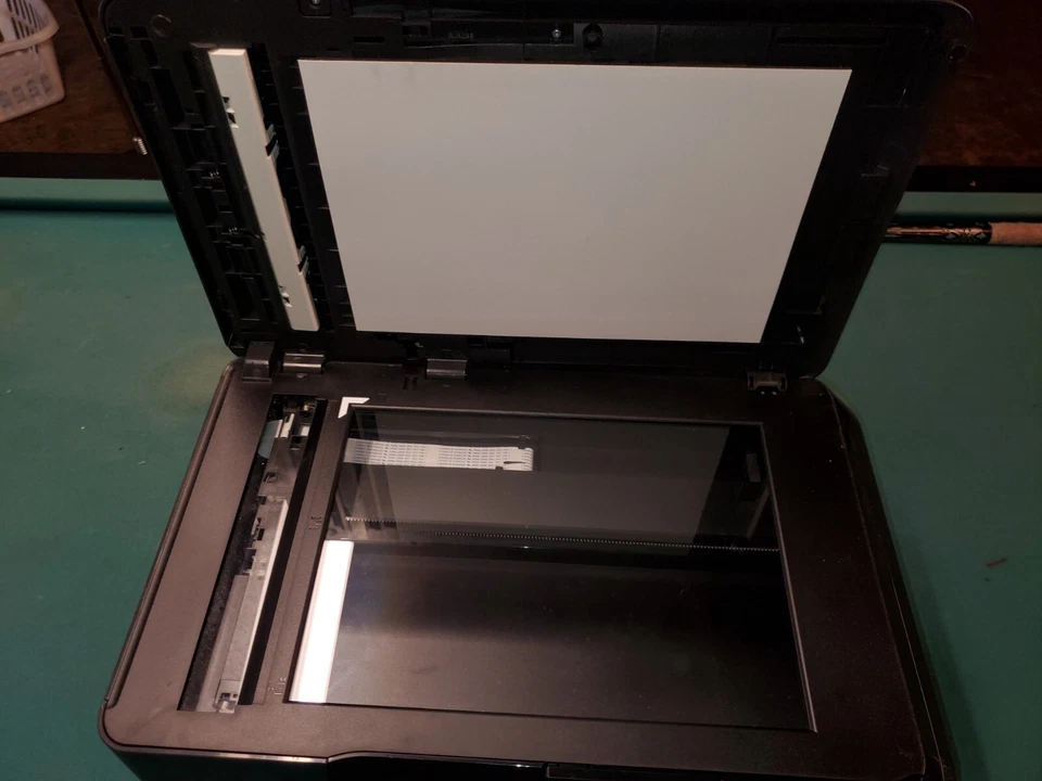 HP OfficeJet Prutho 8715 All-in-one Printer - Black With Instant Ink Included - Image 2 of 4