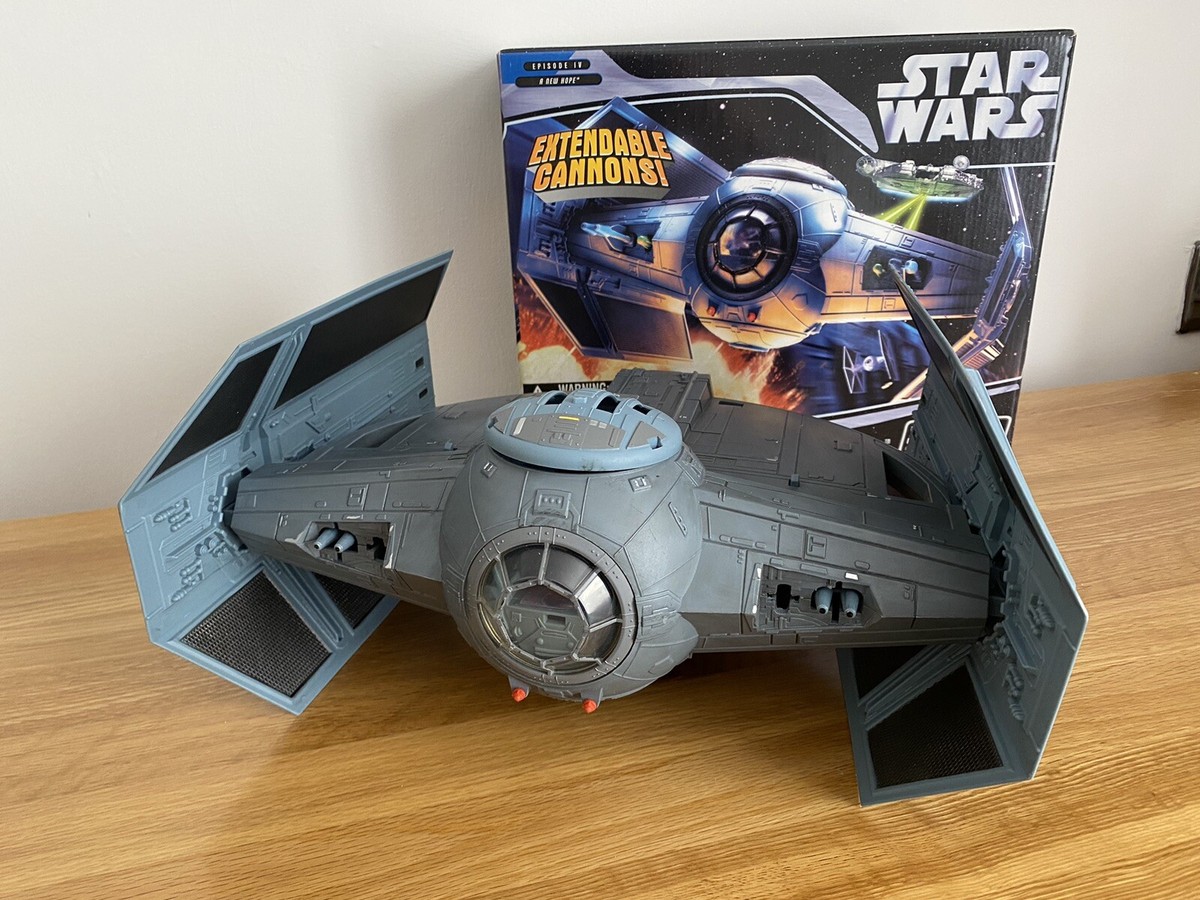 STAR WARS DEATH STAR & TIE ADVANCED ×1 Star Wars - Darth Vader's TIE Advanced x1 Starfighter - The