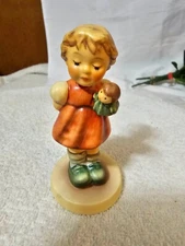 Hummel Goebel 2103/A “Puppet Princess” 2001/02 Hummel M.I Membership w/ Bee