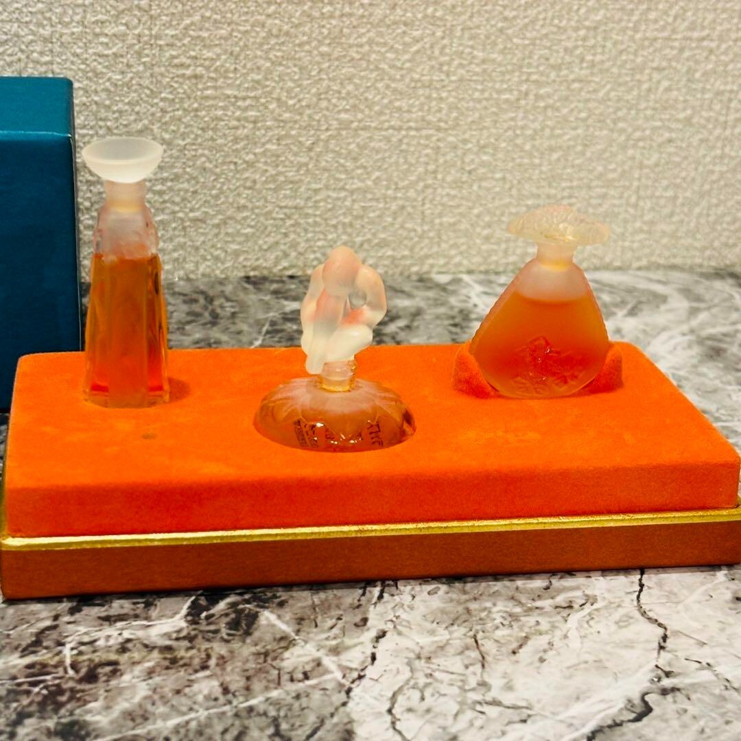 LALIQUE THE ULTIMATE COLLECTION 3 Deluxe Parfum Miniatures 3 × 4.5