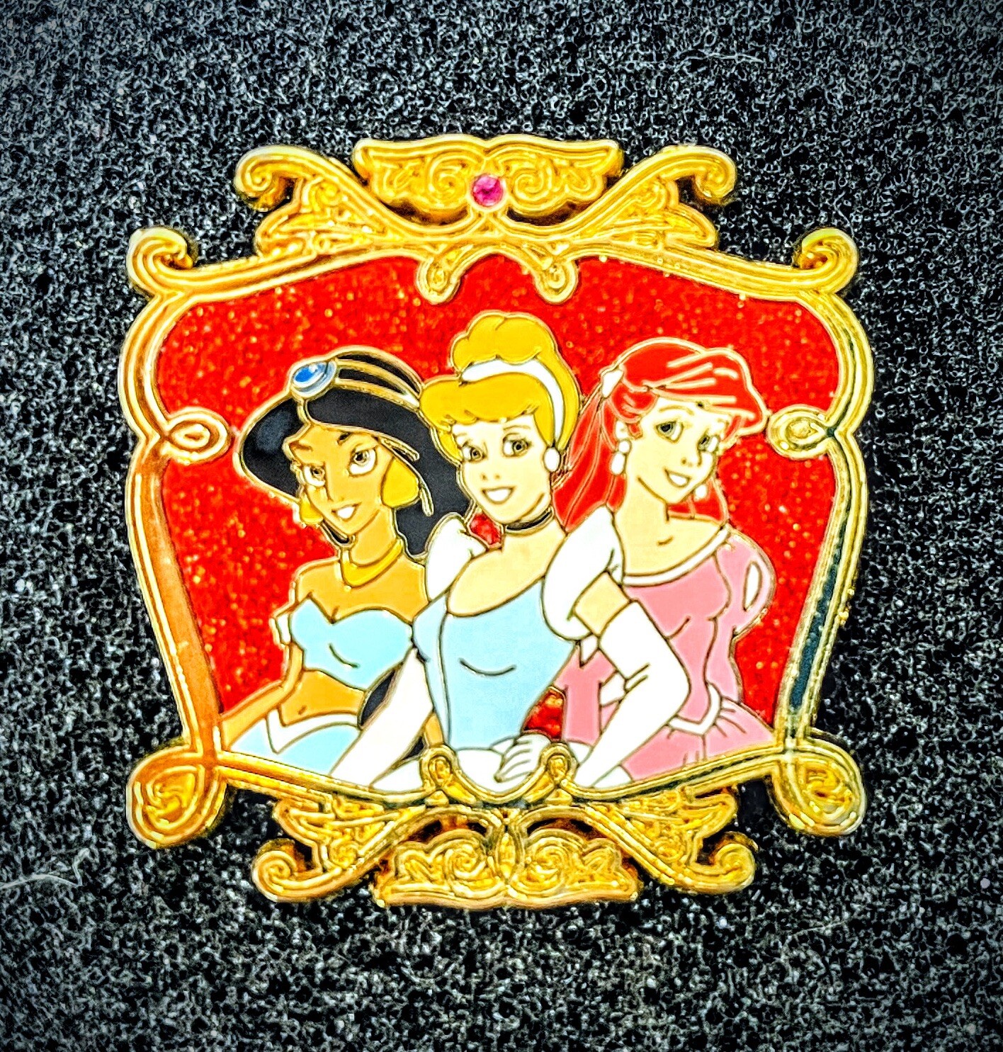 Starter Set Princess Pin Trading - Jasmine Cinderella & Ariel Disney Pin 54033