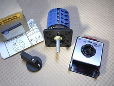 KRAUS NAIMER C26 US2079-600E 3-POSITION ROTARY SELECTOR SWITCH W/LOCKOUT NEW