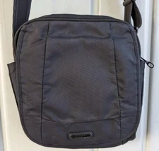 Pacsafe Metrosafe 200 GII Anti Theft Unisex Crossbody Shoulder Bag Black RFID
