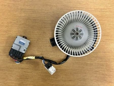 01-05 LEXUS IS300 BLOWER MOTOR FAN & RESISTOR MODULE 87165-22050 OEM