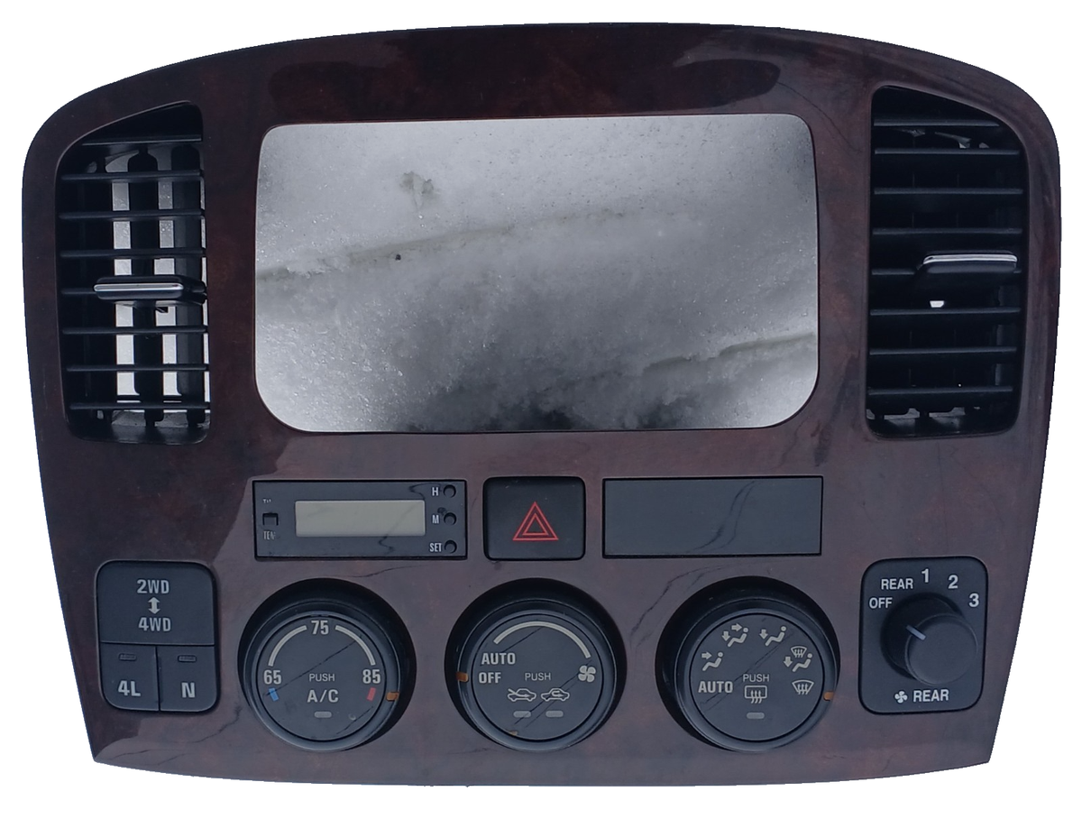2003-07 Suzuki XL-7 Grand Vitara Radio Bezel Climate Control Trim