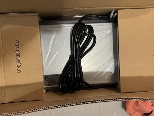 CyberPower OR700LCDRM1U 19" Rackmount 1U UPS - Afbeelding 2 van 2