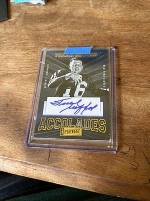 2012 Panini Playbook - Accolades Signatures Frank Gifford #2 /49 (AU)