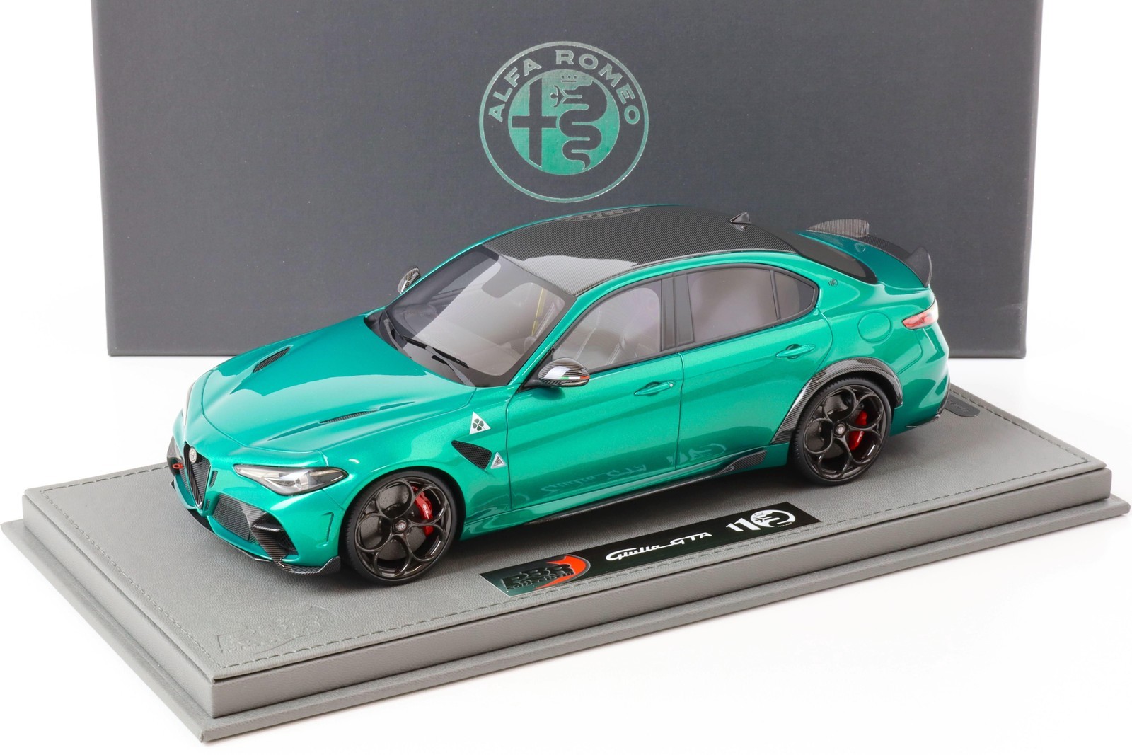 1:18 BBR Alfa Romeo Giulia GTA Verde Montreal Green/Red Brakes - Limited...