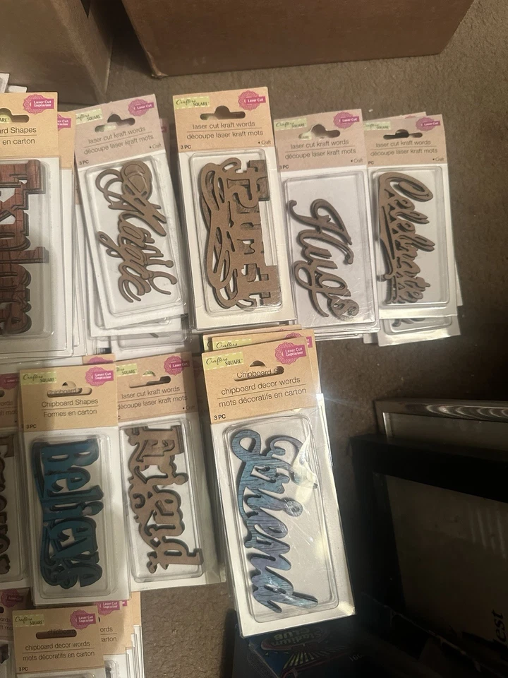 Palabras y baratijas cuadradas para artesanos, conglomerado decoración, 3 piezas, corte láser, paquetes NUEVOS (175) Foto 2 de 4