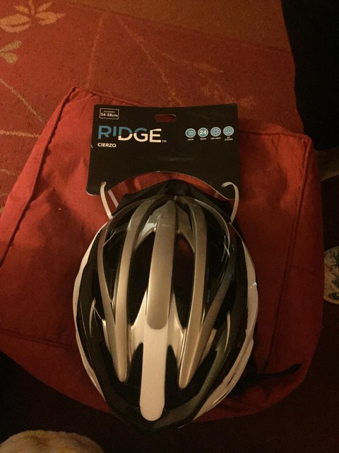 ridge cycle helmet with light