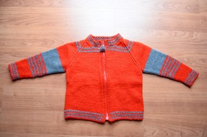 maglione rosso bambina