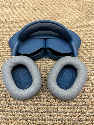 Original AirPods Max - Sky Blue - See Photos - Stains Original AirPods Max - Sky Blue - See Photos - Stains