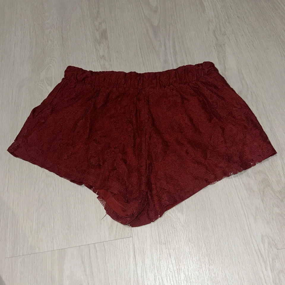 Pantalones Cortos FOREVER21 Malla Floral Granate Elastizados Para Mujer Talla XS Foto 3 de 4