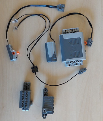 Lego Motor 8883 Batterie Box 8881 Switch 8869 Lichtkabel 92909 Aufziehmotor
