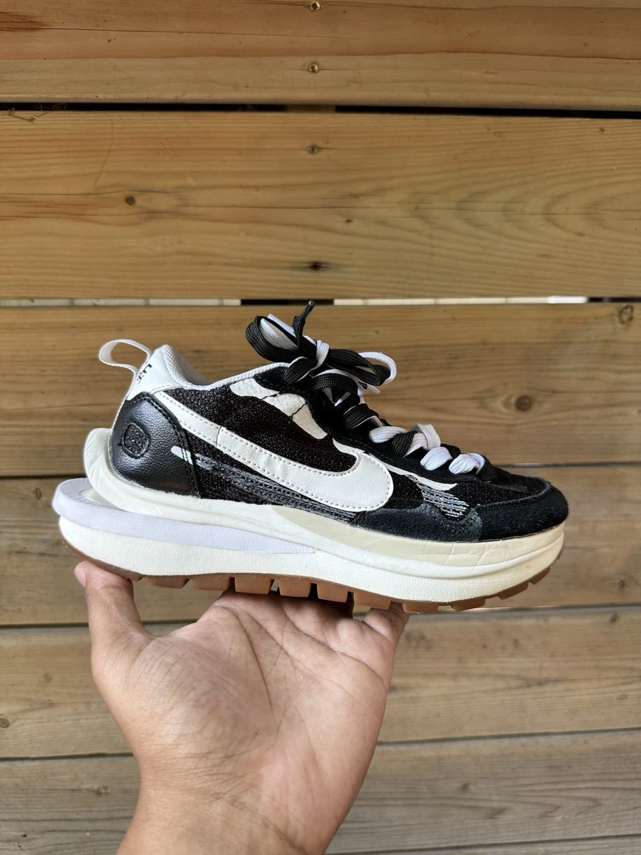 Nike sacai x VaporWaffle Black White for Sale | Authenticity