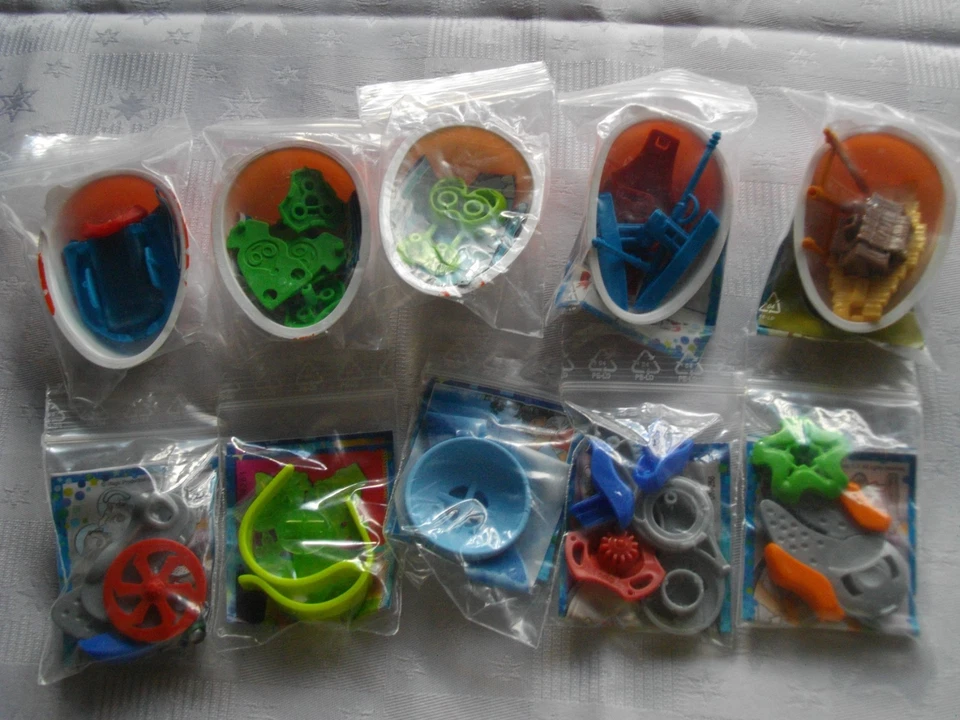 Ü-Ei    - Kinder Joy   -  10  x   Spielzeug     - 2 - - Bild 1 von 1
