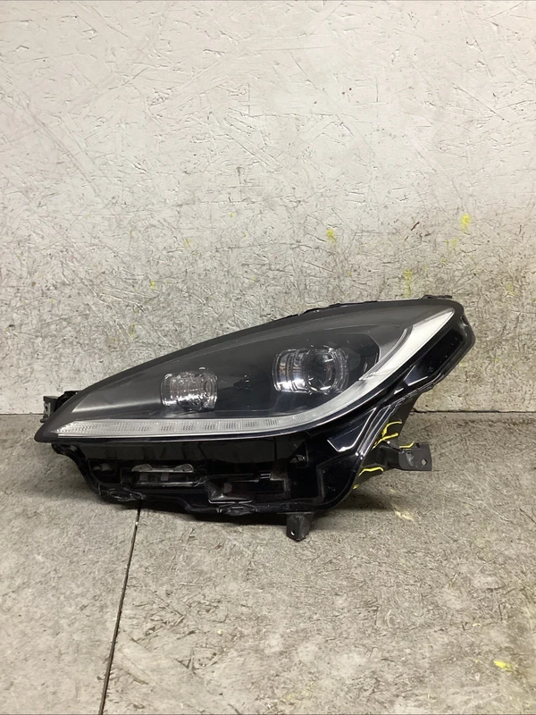 2022-2025 TOYOTA GR86 LEFT LH DRIVER SIDE HEADLIGHT OEM ADAPTIVE SU00310115