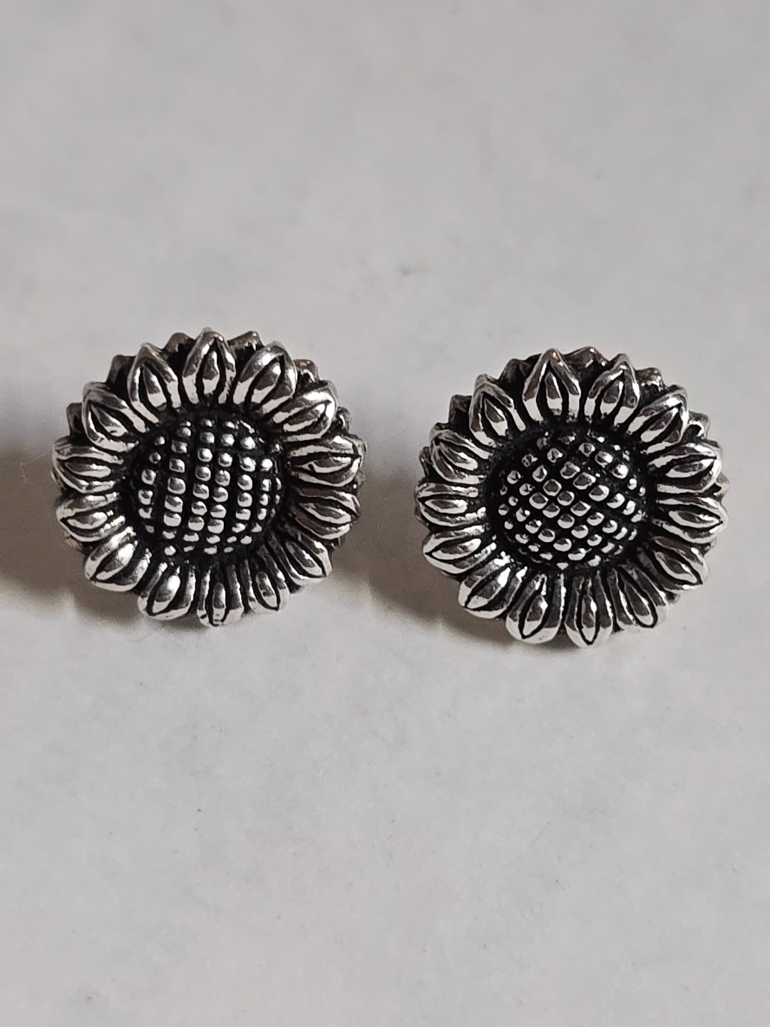 sterling silver sunflower post Back  earrings 925… - image 3